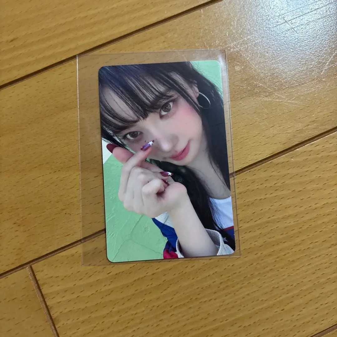 Thumbnail of Izna Coco Tower Records trading card
