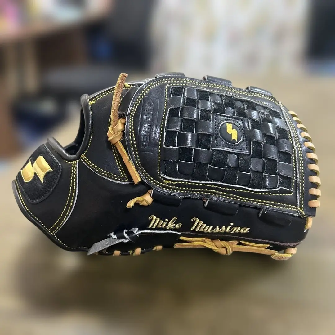 【激レア】マイク・ムッシーナ SSK ピッチャー メジャー MLB グローブ 激レア】マイク・ムッシーナ SSK ピッチャー メジャー MLB グローブ