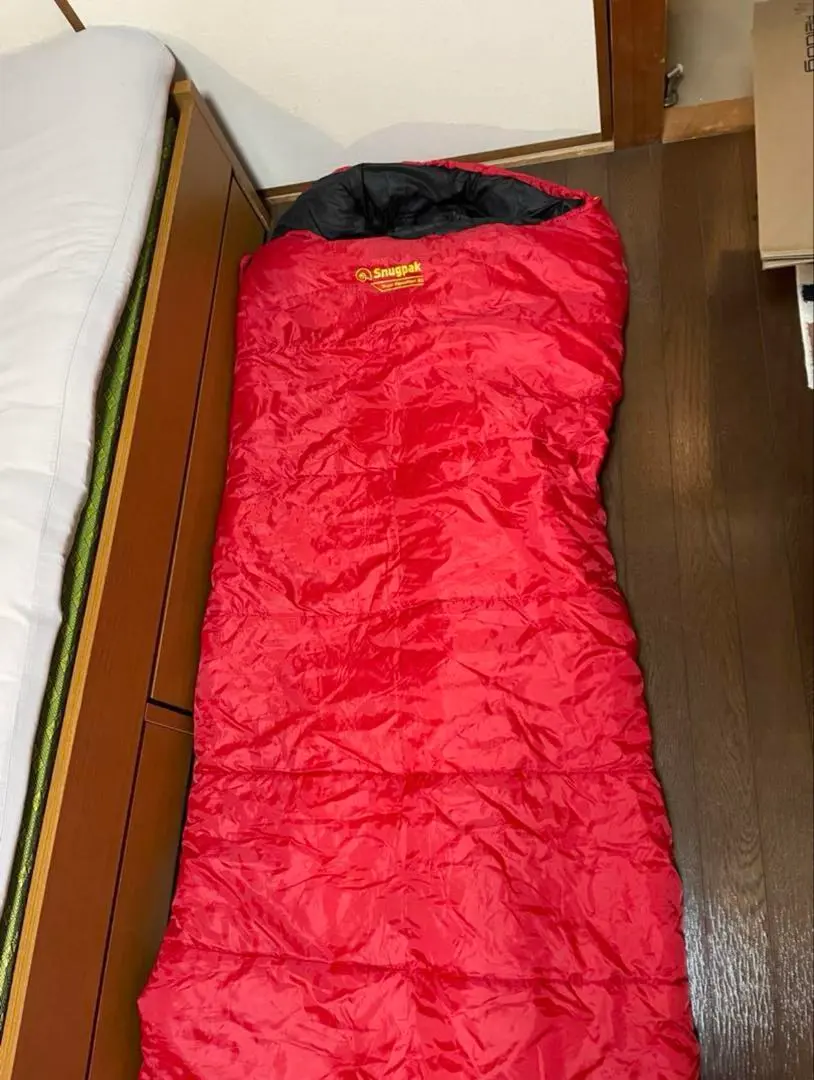 スナグパック sleeper expedition SQ レッド Amazon | Snugpak(スナグパック) 寝袋 スリーパーエクスペ
