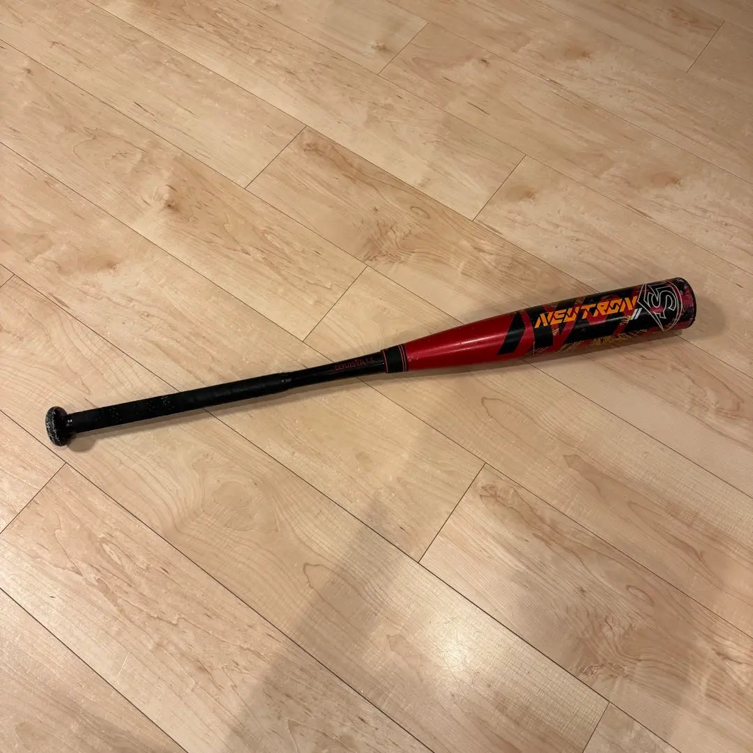 【未使用】一般軟式用バット　ルイスビル ミュートロン 品番：WTLJRB20N 84㎝/740g 楽天市場】ルイスビルスラッガー ニュートロン 軟式バット 一般
