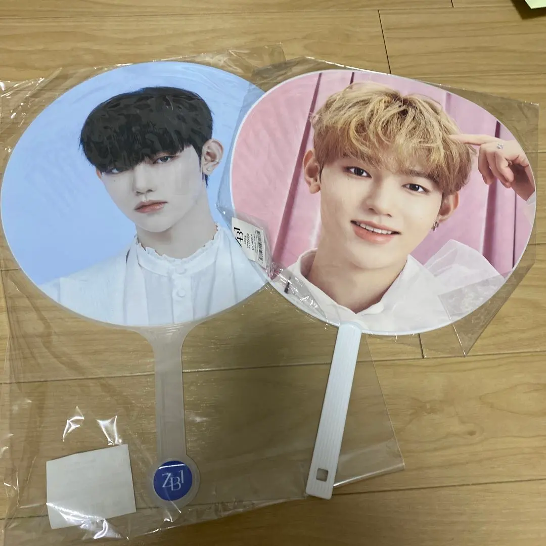 Thumbnail of Zhang Hao Uchiwa (fan), Fanmeeting, South Korea, Japan