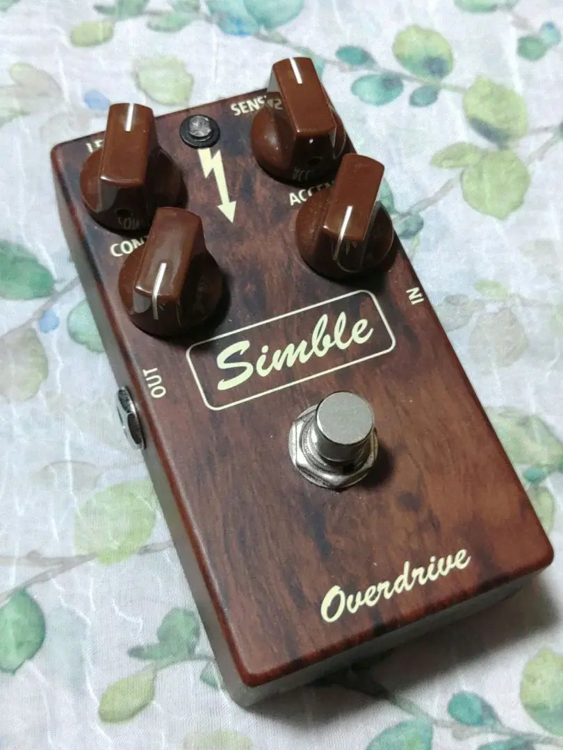 ダンブルサウンドを再現したオーバードライブ！「Simble Pedal