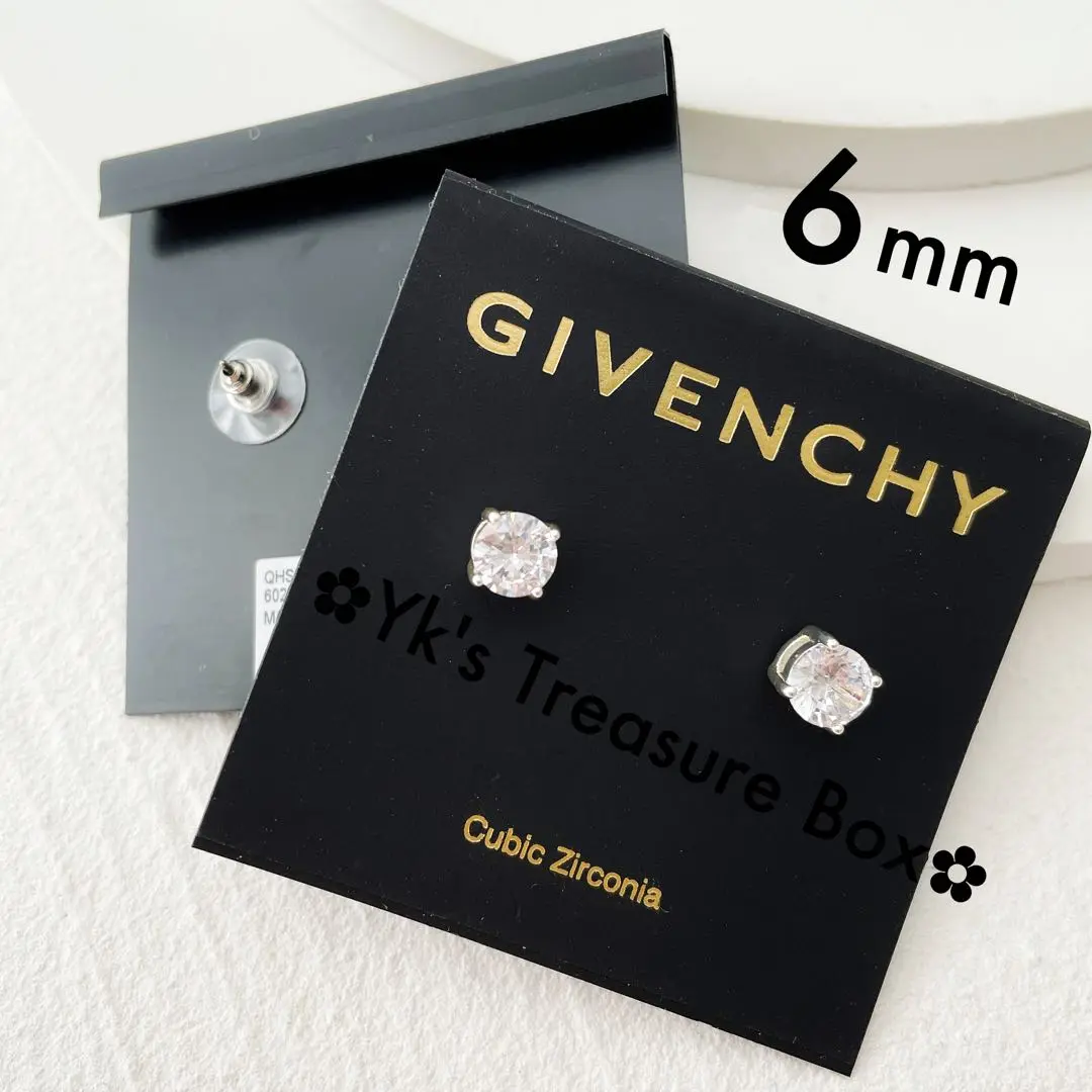 GIVENCHY ピアス　両耳 2025年最新】Givenchy ピアス(両耳用)の人気アイテム - メルカリ