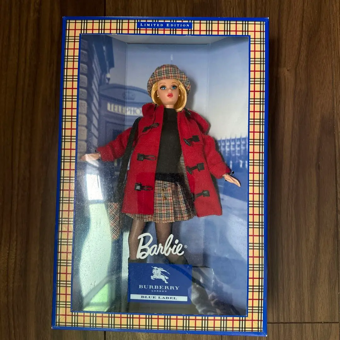 BURBERRY BLUE LABEL - バービー人形Burberry限定品⭐︎未開封 バーバリーバービーBURBERRY BLUE LABEL × Barbie 人形（Yahoo