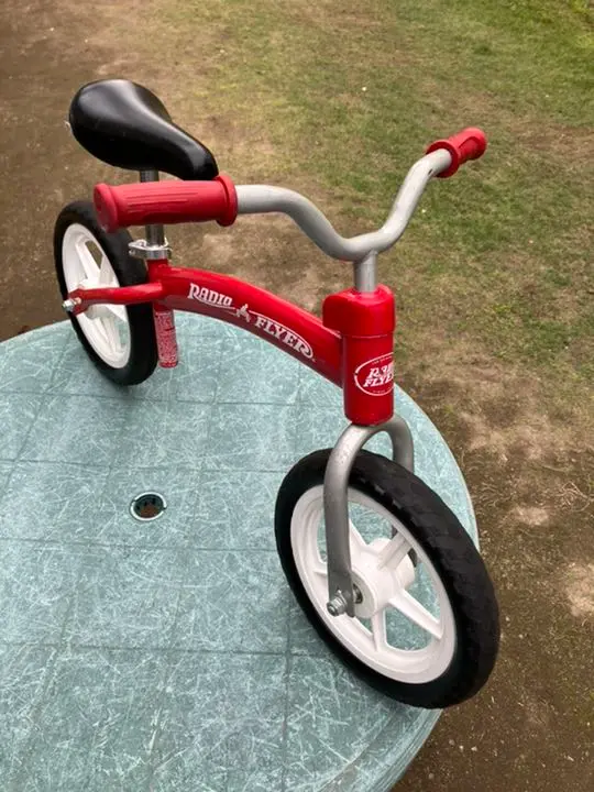 【新品未使用】ストライダー：RADIO FLYER radioflyer-800_4.jpg