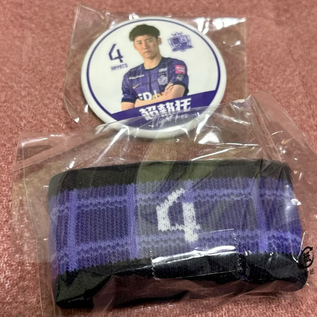 よ*て様 元 中日ドラゴンズ　荒木雅博モデル リストバンド 中日ドラゴンズ 荒木雅博 展示会 限定リストバンド バットセット