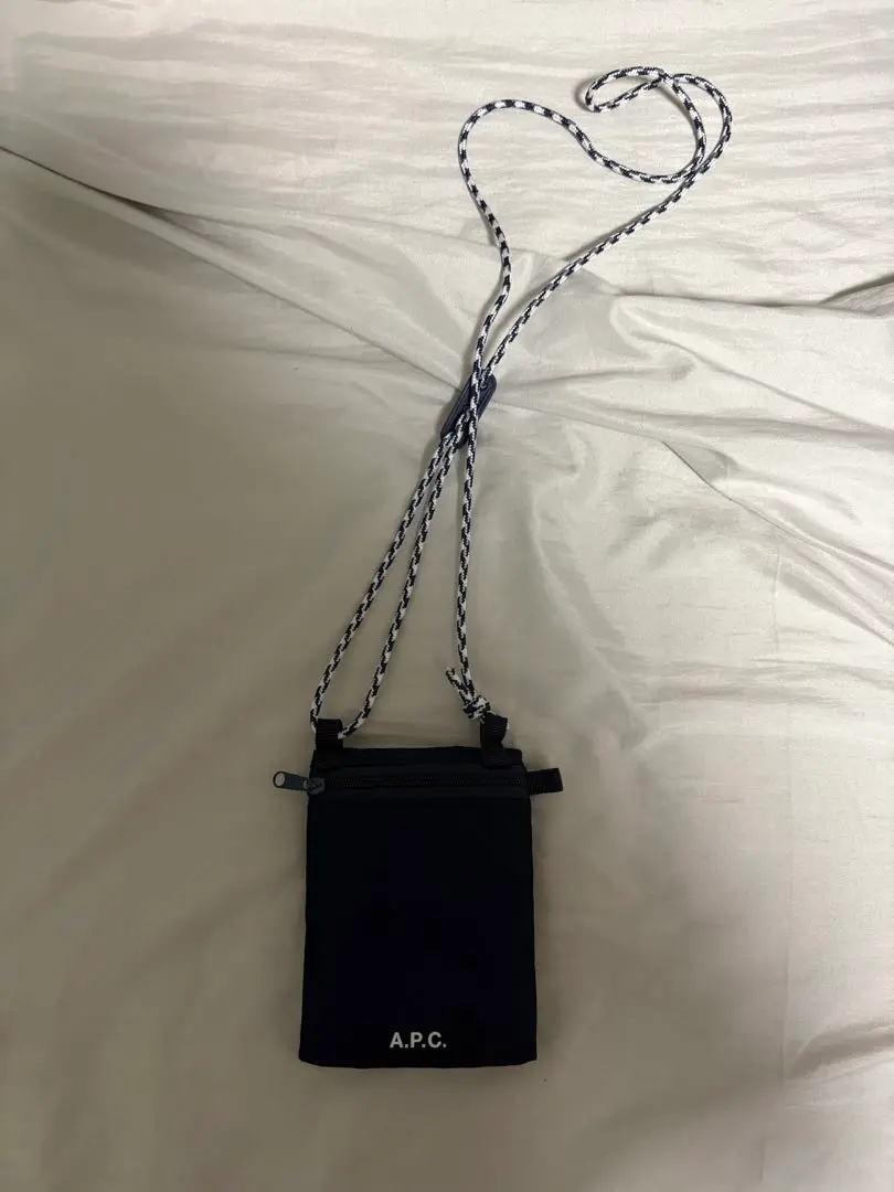 楽天市場】A.P.C. アーペーセー Axel Card Holder カード