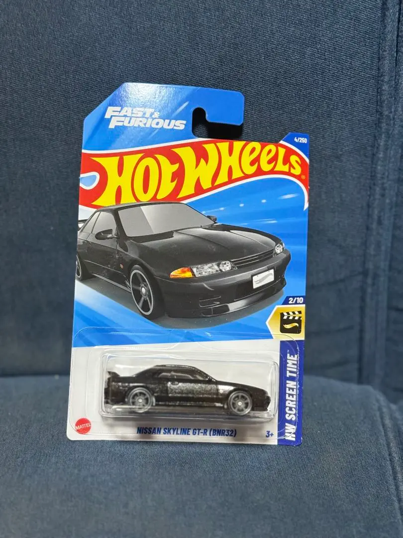 テール用ミラー付きNISSAN公式GT-R NISMOミニカー1/43スケール 日産オンラインショップ：GT-R NISMO
