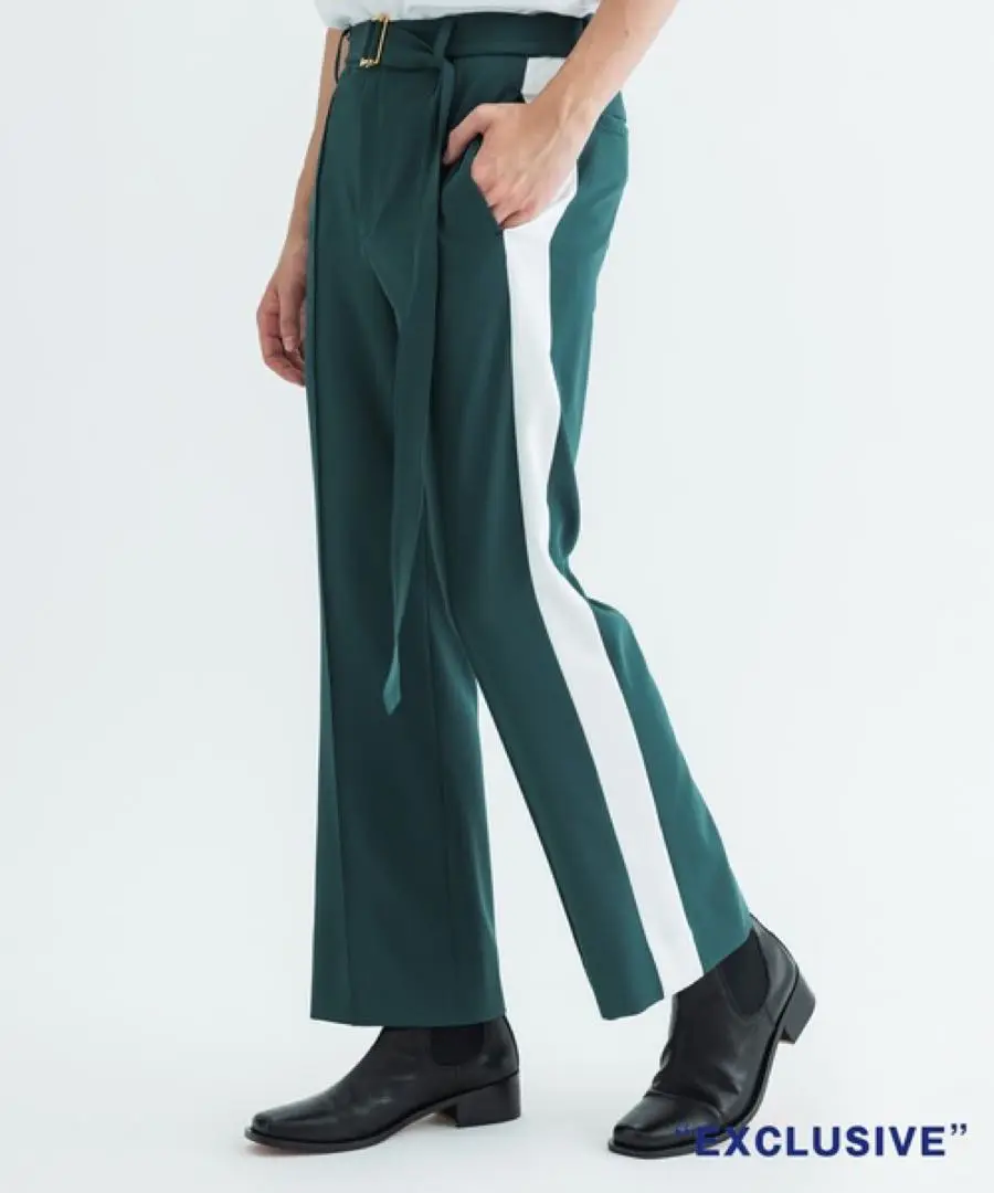 【極美品】クルニ スラックス ワイドパンツ グリーン 近年モデル 2025年最新】クルニ スラックスの人気アイテム - メルカリ