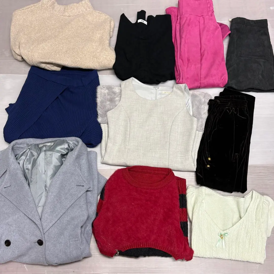 Thumbnail of 53 Free Size, M Size, Women's Stylish Collection, Set Sale, Coat