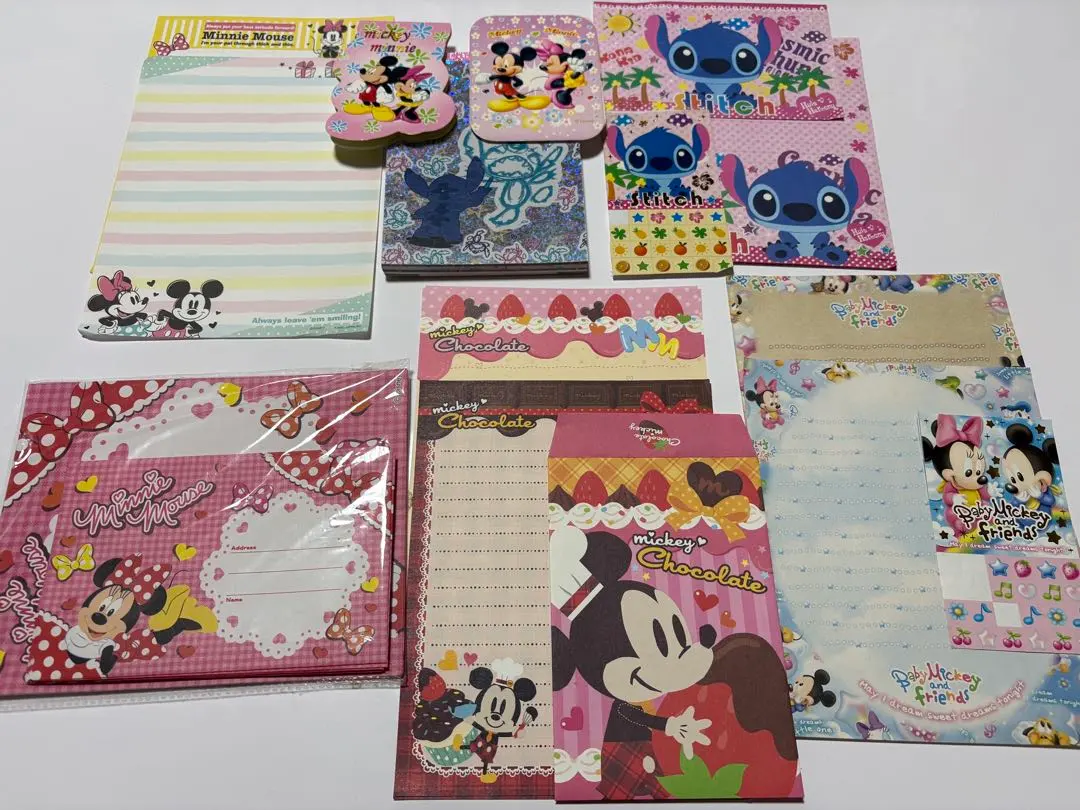 Thumbnail of Disney Letter Set & Memo Pad Set
