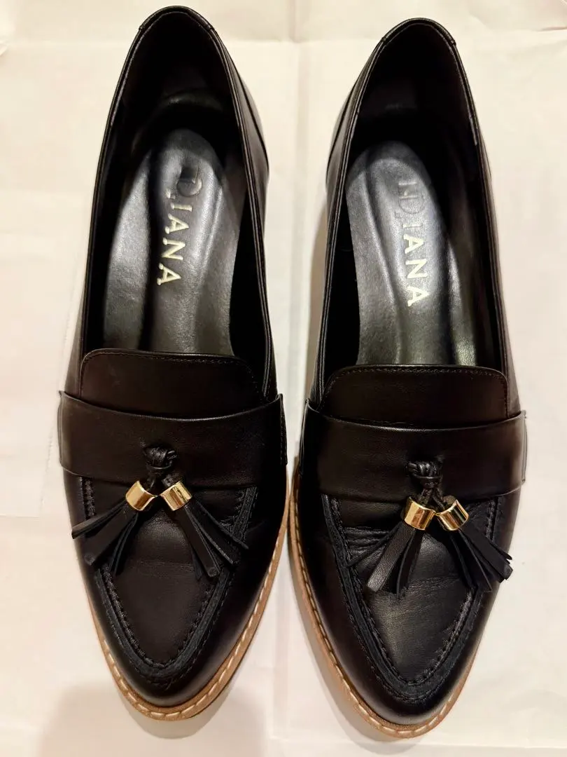 Thumbnail of DIANA Diana Black Loafers 23.5cm Classic