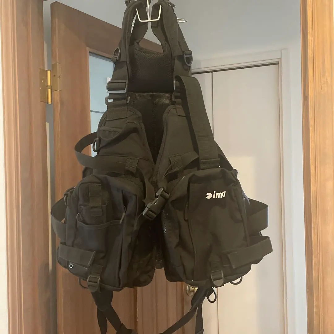 希少品 アイマima&RBB 2010 フローティングベスト シーバスアングラー シーバスアングラーにはたまらない機能美！アイマの