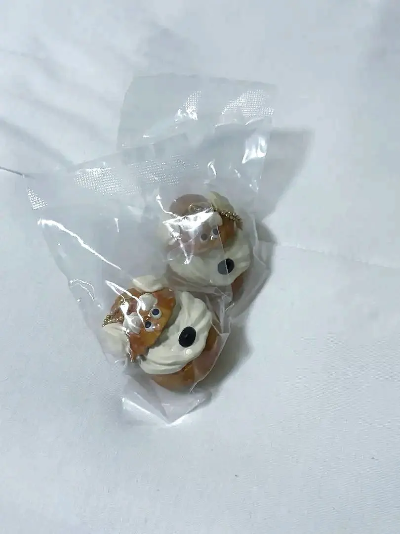 Thumbnail of Maison Teria Cream Puff Gashapon Capsule Toy