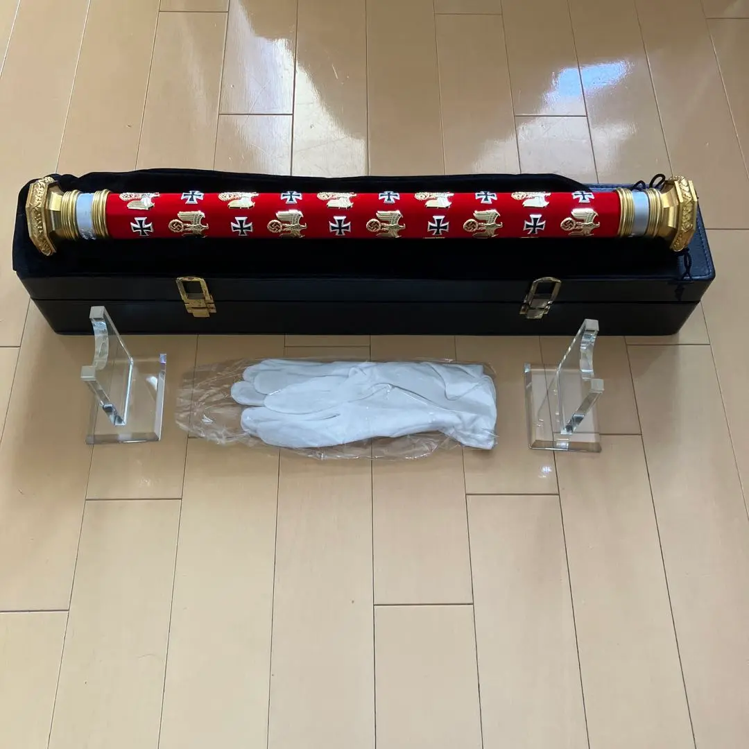 ドイツ軍　元帥杖　ロンメル将軍仕様　アクリル台座、白手袋付き ドイツ軍元帥杖ロンメル将軍仕様アクリル台座、白手袋付き