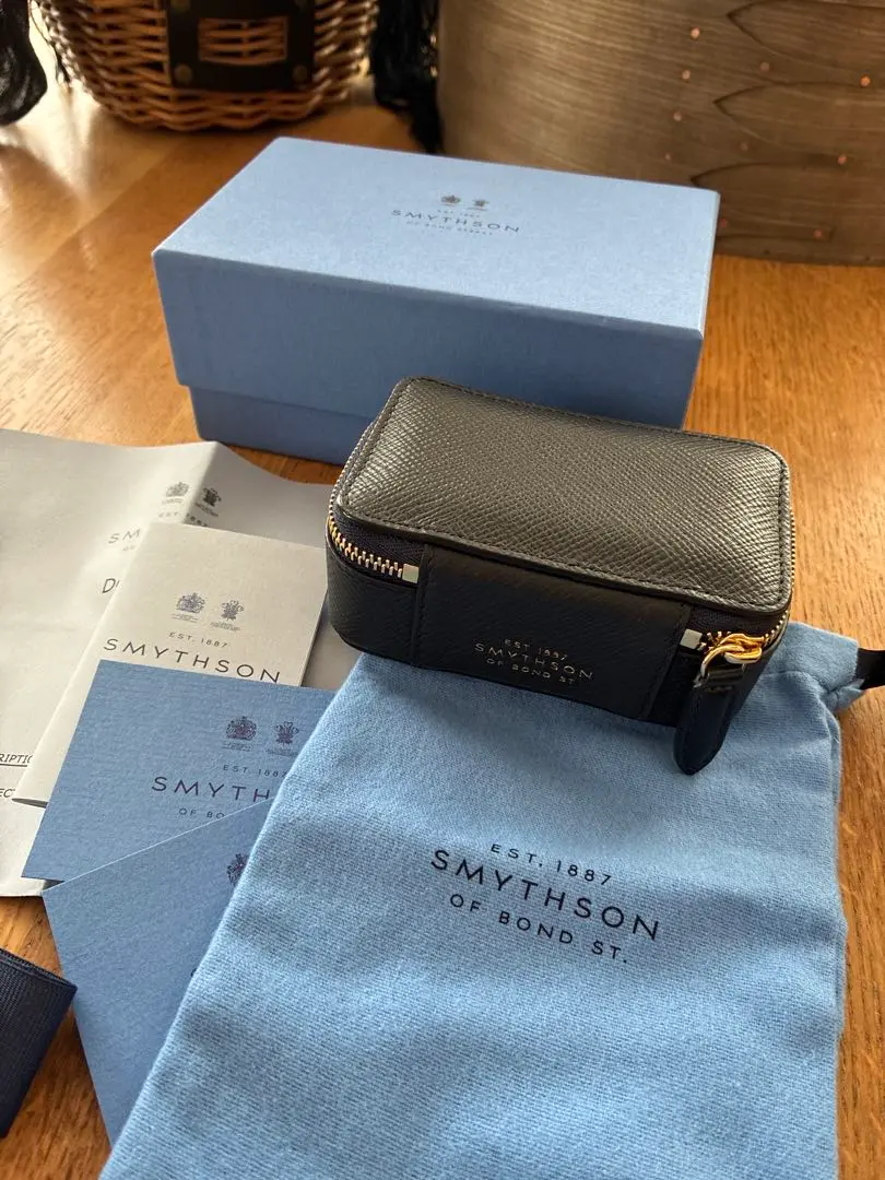 美品 SMYTHSON キーケース ベージュ 2025年最新】スマイソン キーケースの人気アイテム - メルカリ