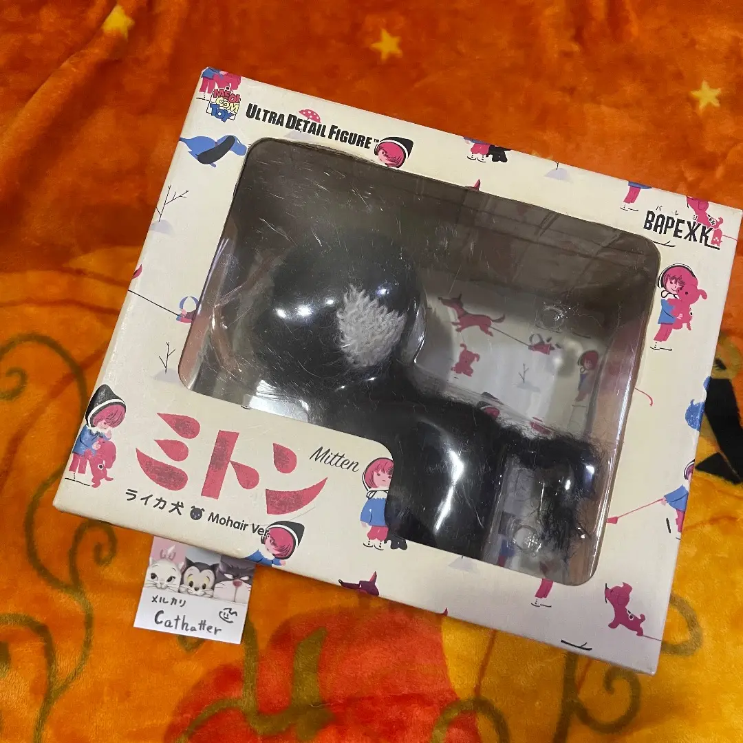Amazon.co.jp: メディコムトイ ウルトラディティールフィギュア プロップタイプ ライカ犬 モヘアver UDF MEDICOM TOY  mitten バレシキ ぬいぐるみ ミトン : おもちゃ