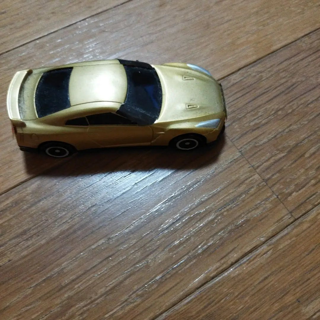 【新品】レア　トミカ　ハッピーセット　2017年日産GT‐R　他　５台セット ハッピーセットトミカ ひみつのおもちゃ 日産 GT-R 特別仕様