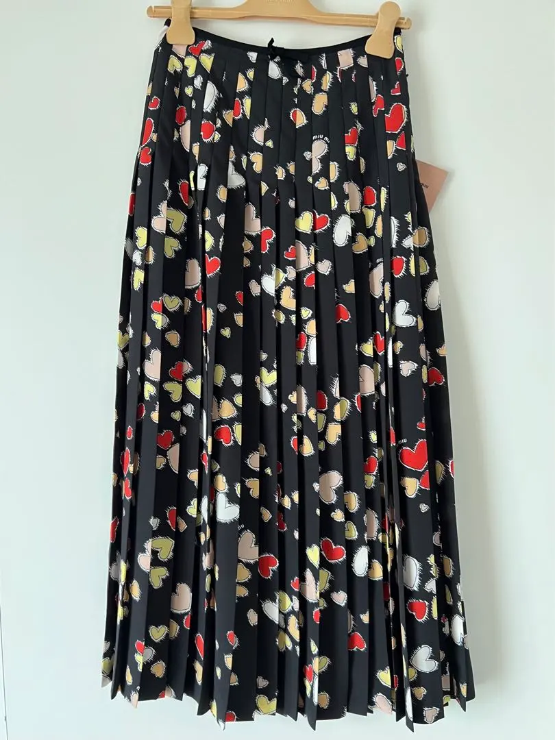 大特価:未使用に近い:miu miu ドット柄スカート MIU MIU - 【新品未使用】miumiu ドット柄スカート ミュウミュウ