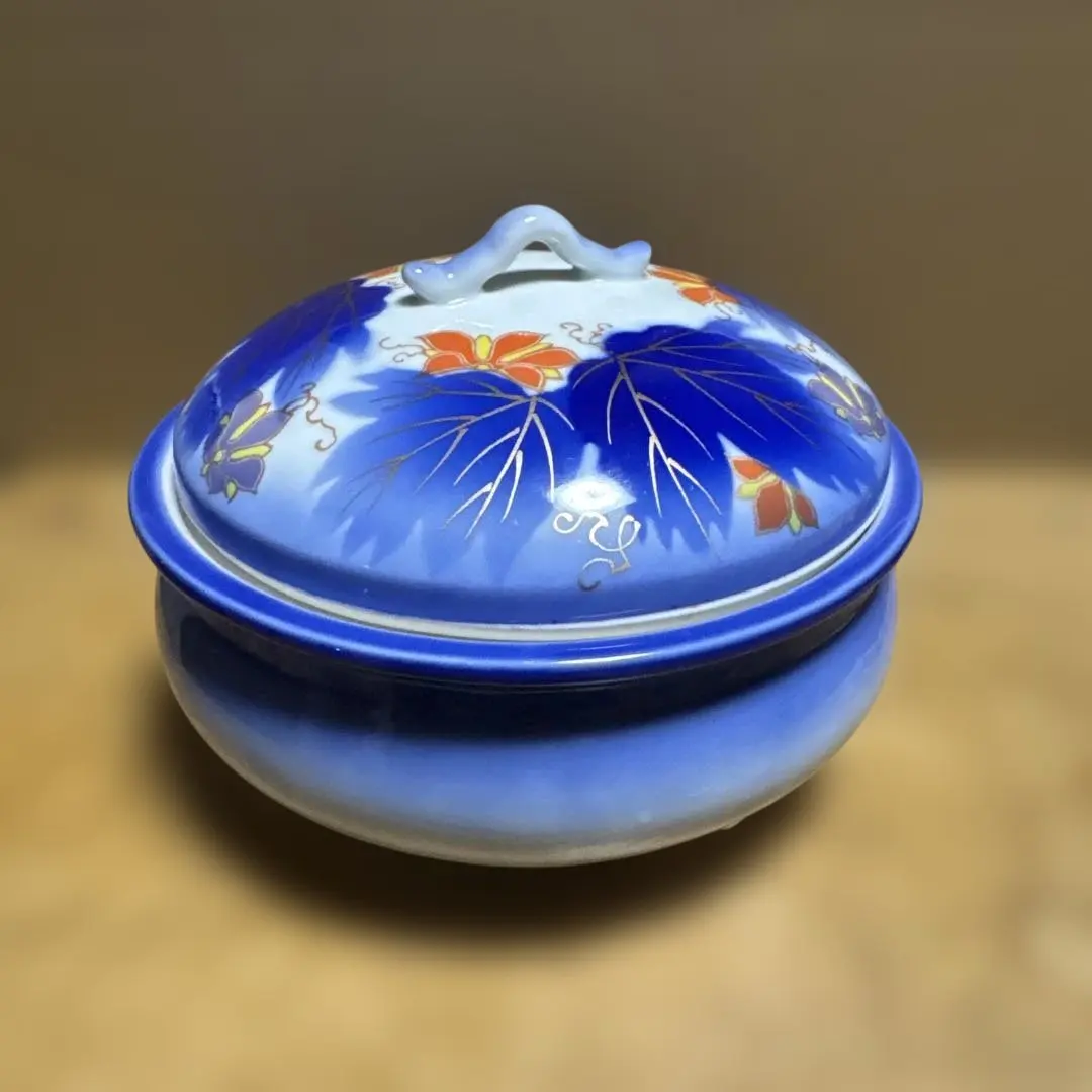 Thumbnail of Blue and white floral lidded bowl