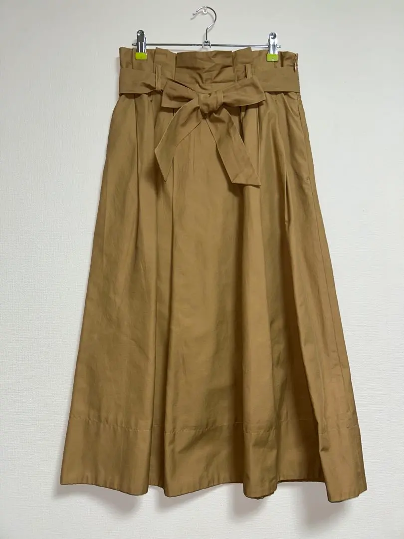Thumbnail of Long skirt