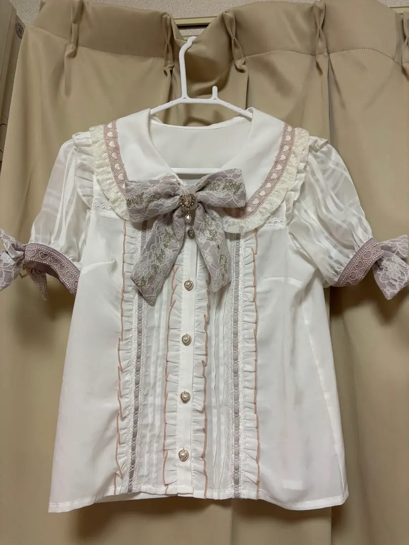 量產型 Liz Lisa 風 短袖襯衫 附蝴蝶結 的縮圖