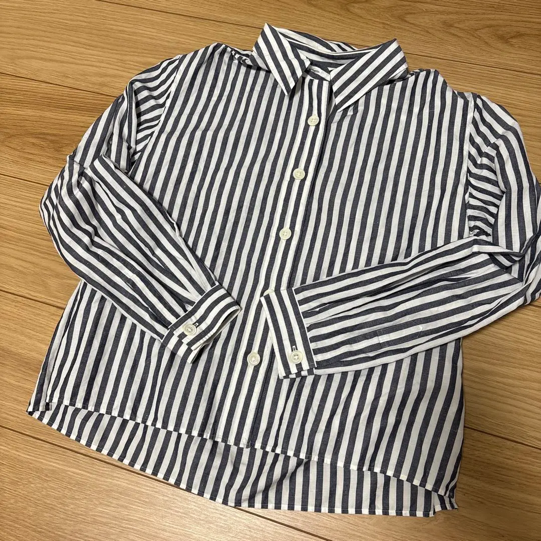 Thumbnail of Final price reduction! Beautiful condition Margaret Howell cotton linen striped shirt