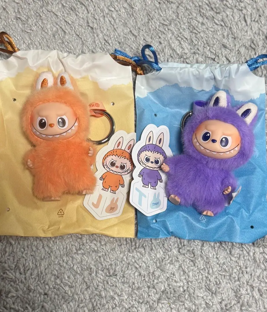 Thumbnail of THE MONSTERS PIN FOR LOVE Series