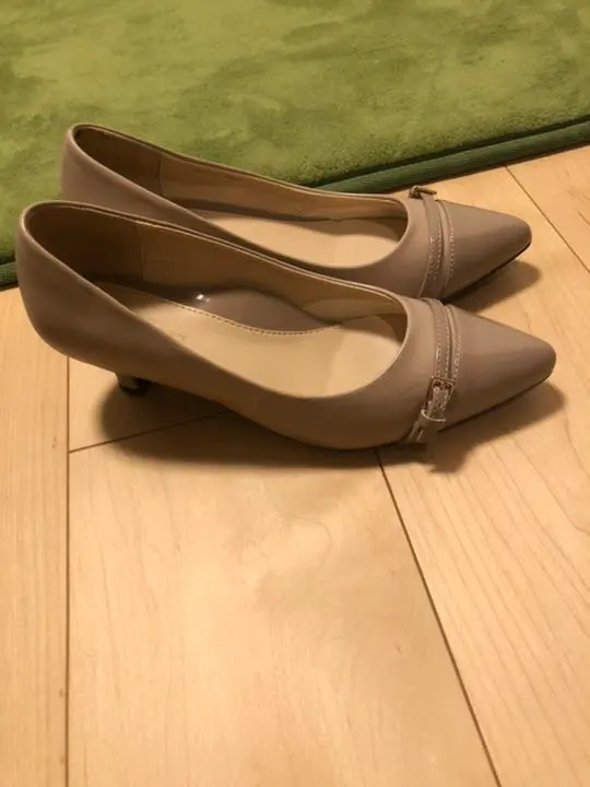 Thumbnail of High heels, 23.5cm. Aoyama Suits for job hunting, commuting, and school.