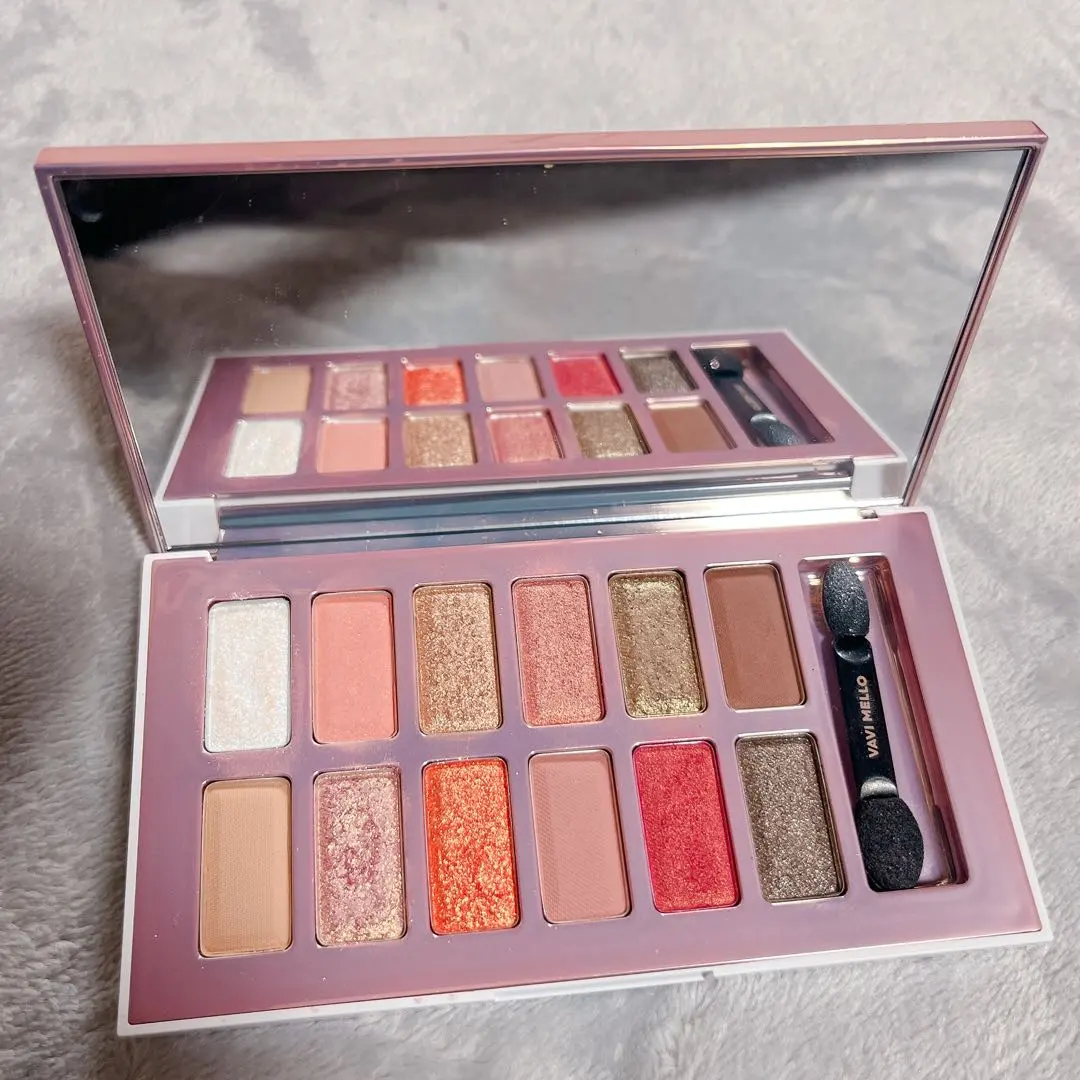 VAVI MELLO 蜜桃盤眼影 眼影 的縮圖