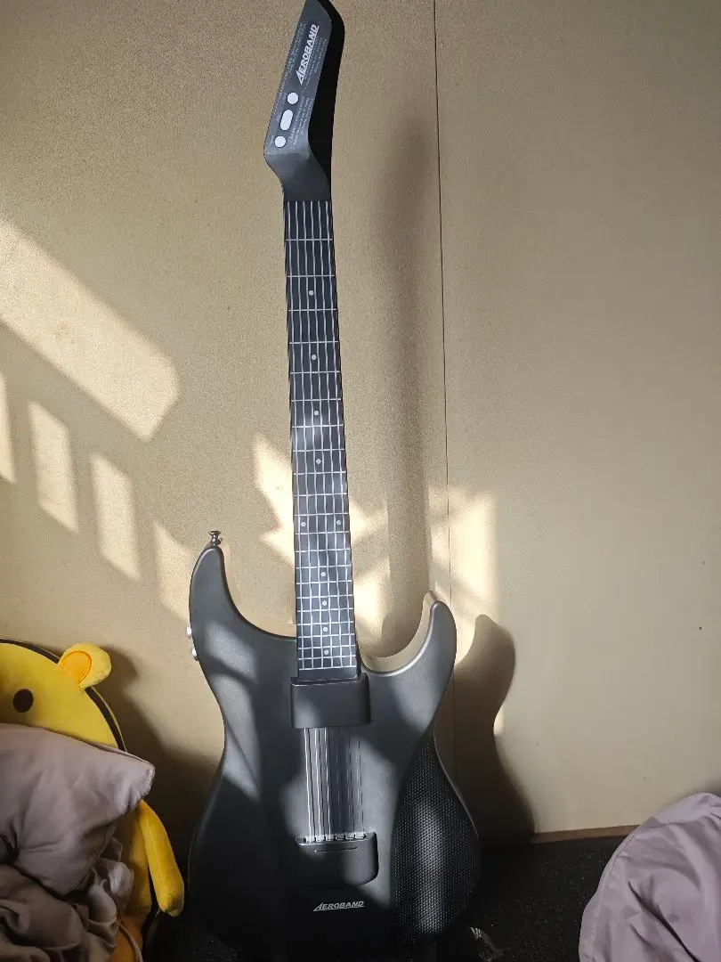 最終値下げaerobandギター AeroBand Guitar-Smart Digital MIDI Guitar, 6 Strings, Full size