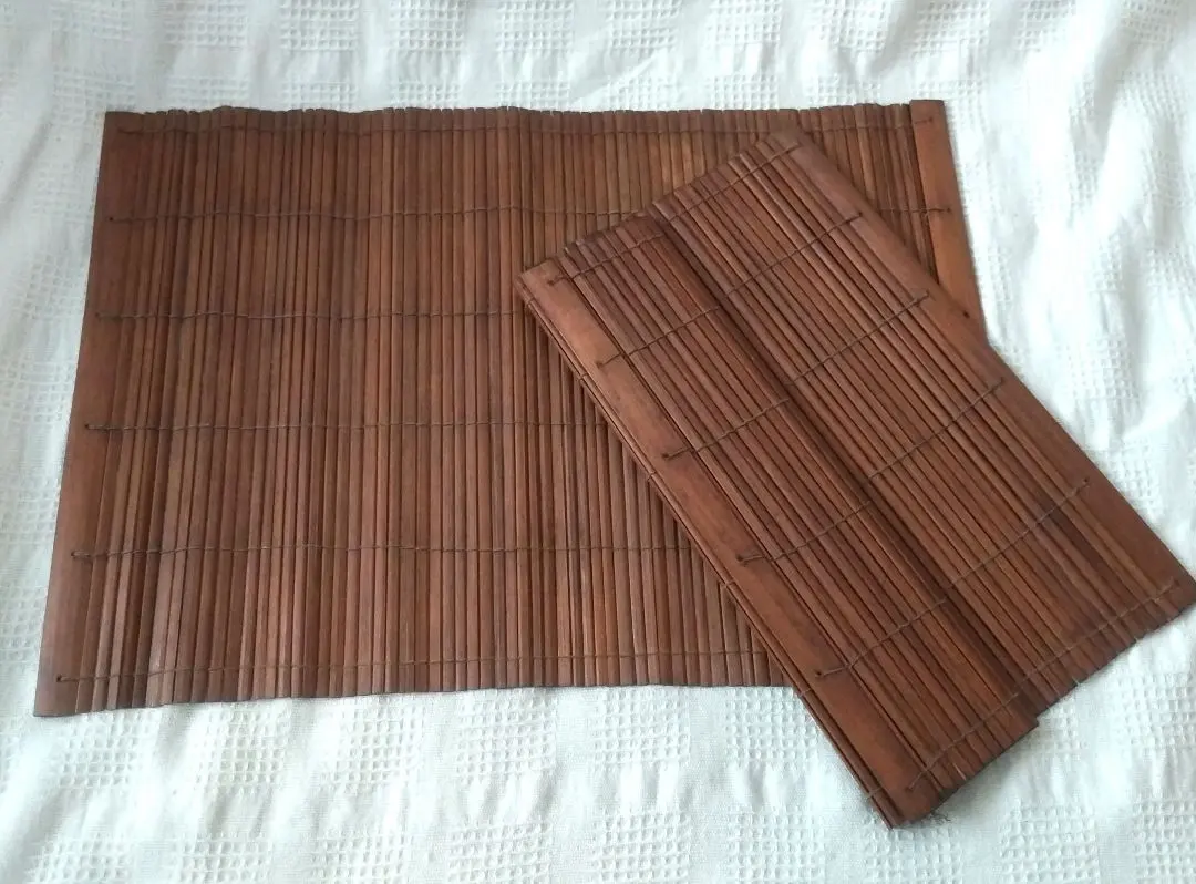 Thumbnail of Set of 2 bamboo placemats