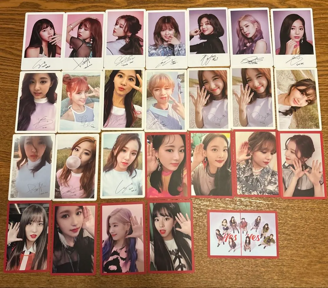 Thumbnail of TWICE trading card