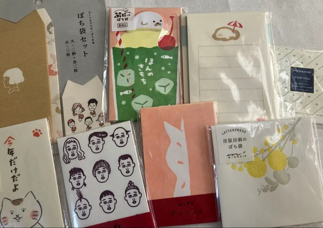 Thumbnail of Pochi-bukuro set and mini letter set