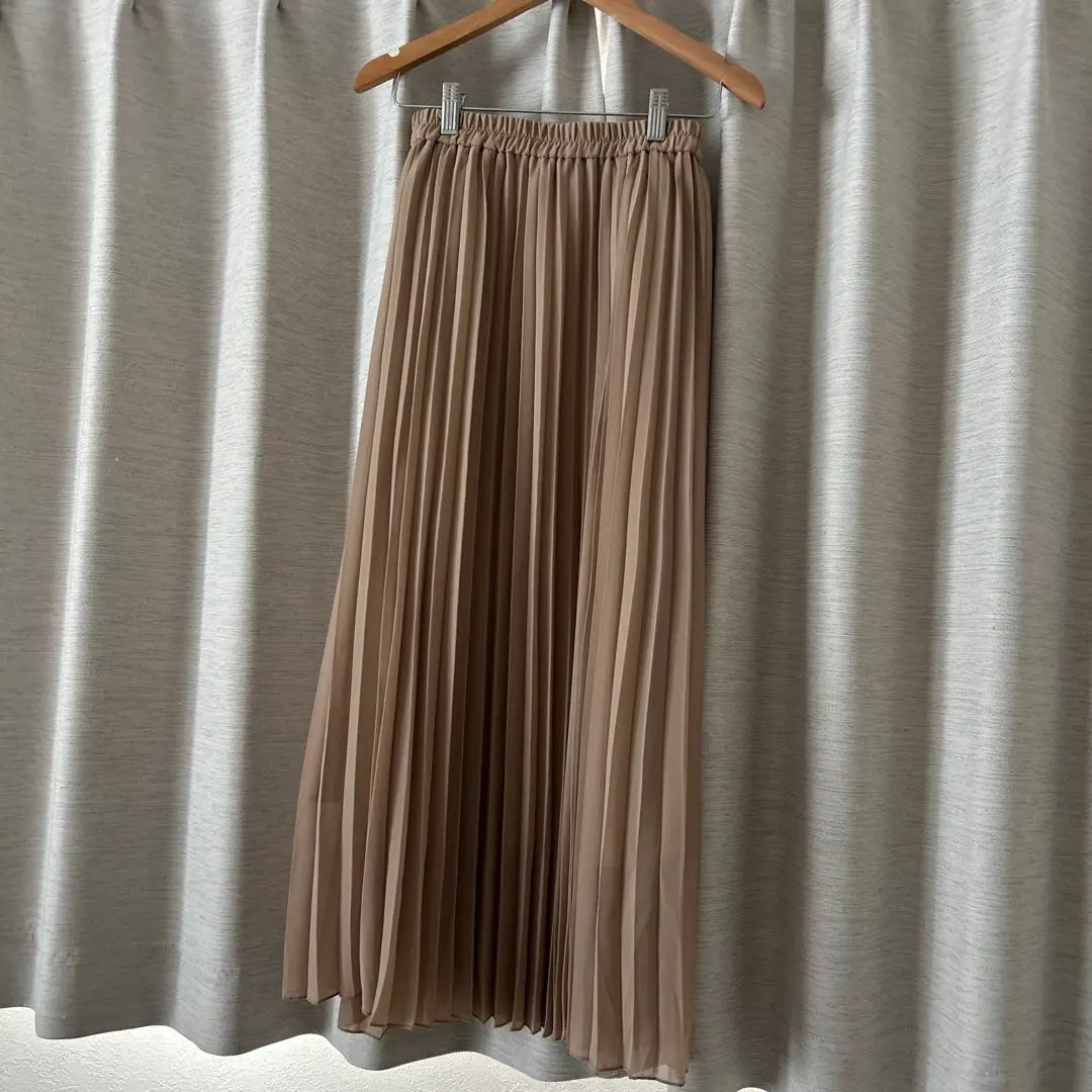 Thumbnail of GU Pleated Long Skirt - Beige - S