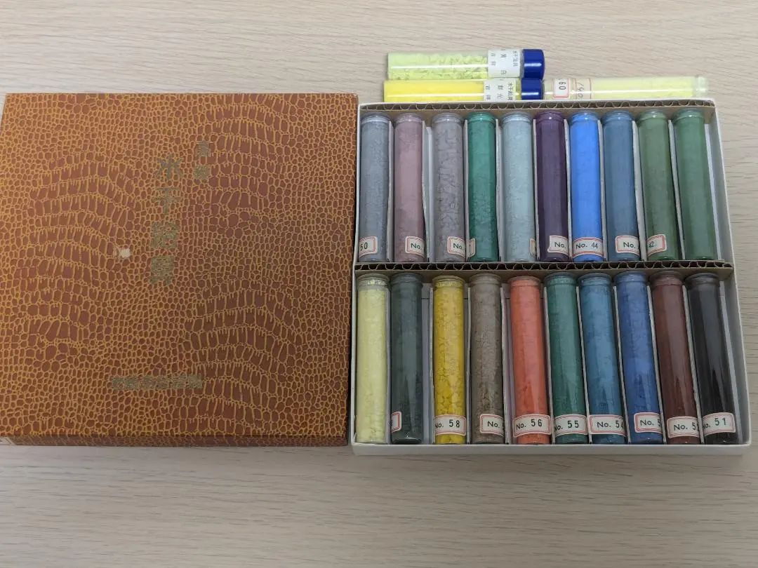 未使用！高級水干絵具40色　老蘭商会謹製 高級水干絵具 老蘭商会謹製 No.1〜No.3 - メルカリ