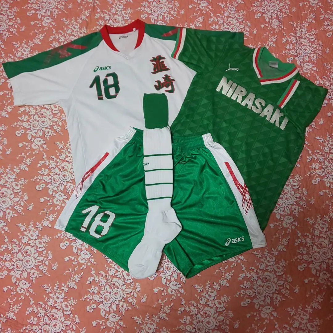 【オープニング 大放出セール】 韮崎高校 中田英寿 美品 セットアップ 背番号9 サッカー部 シューズ