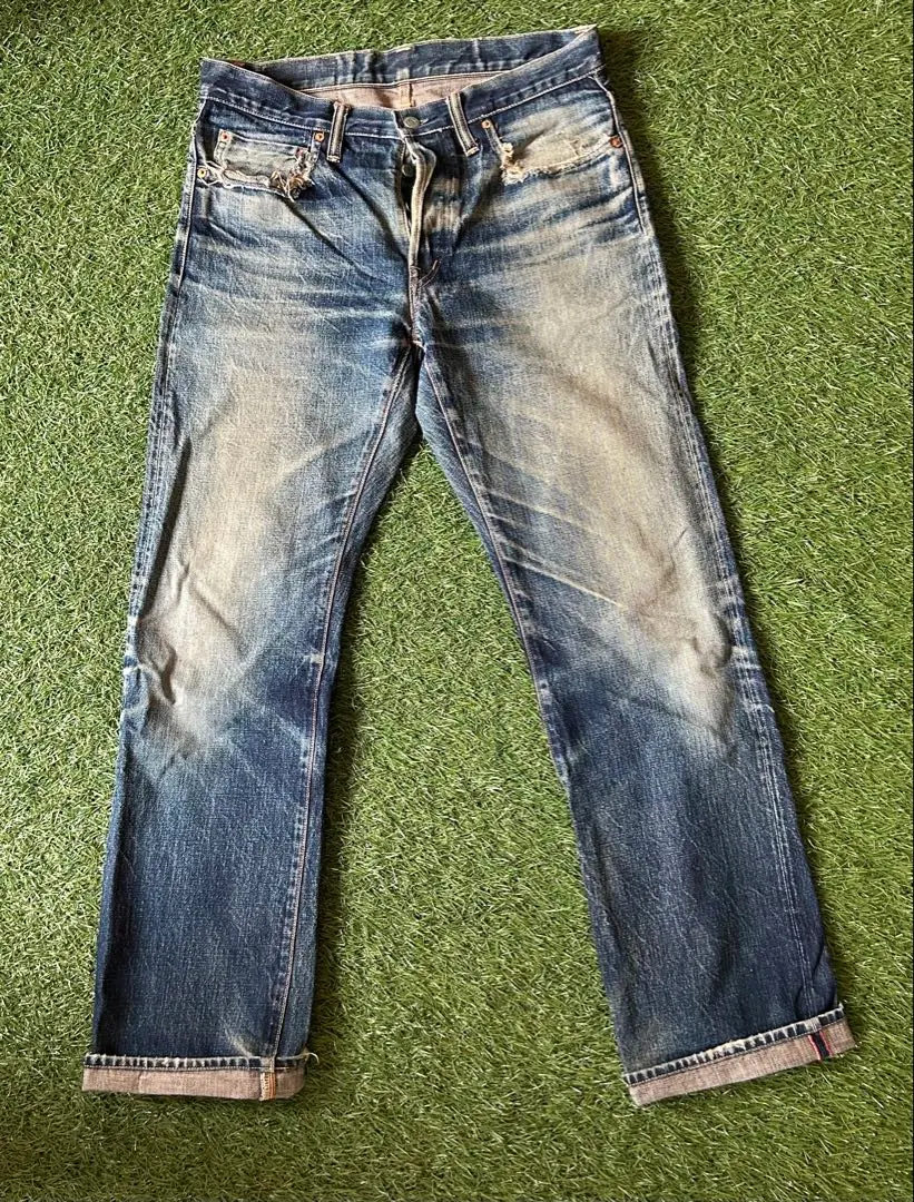 Thumbnail of BLUE BLUE Indigo Straight Denim