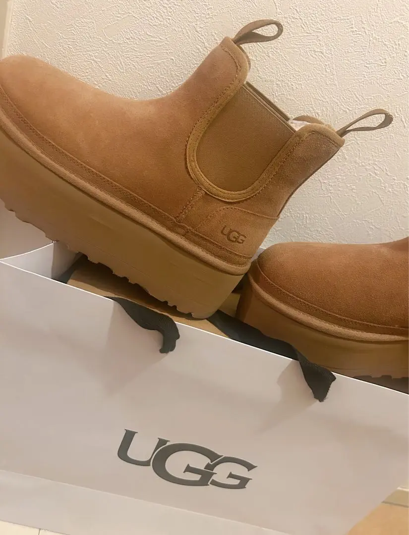 Thumbnail of UGG Neumel Platform Chelsea Boots