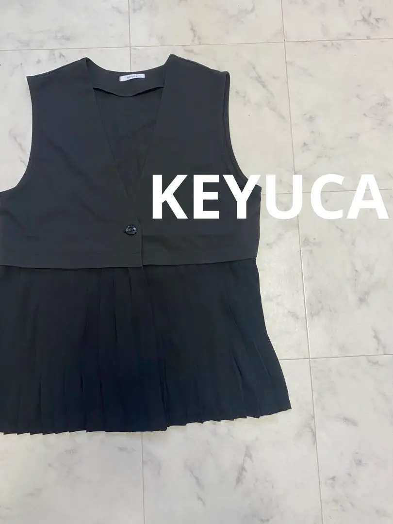KEYUCA ノーカラーシャツ・ベストセット販売　新品未使用 KEYUCA ノーカラーシャツ・ベストセット販売新品未使用