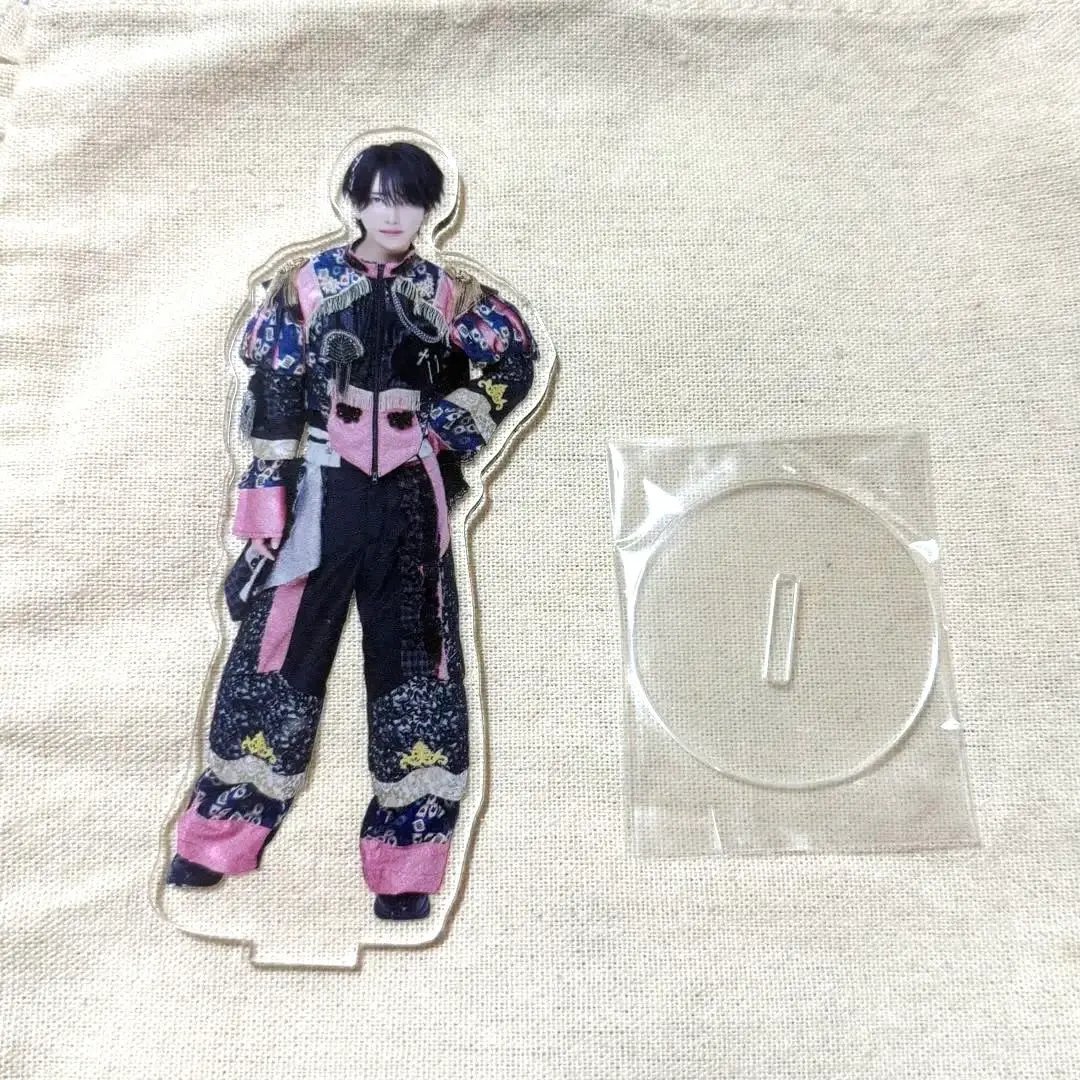 Thumbnail of Namu acrylic stand