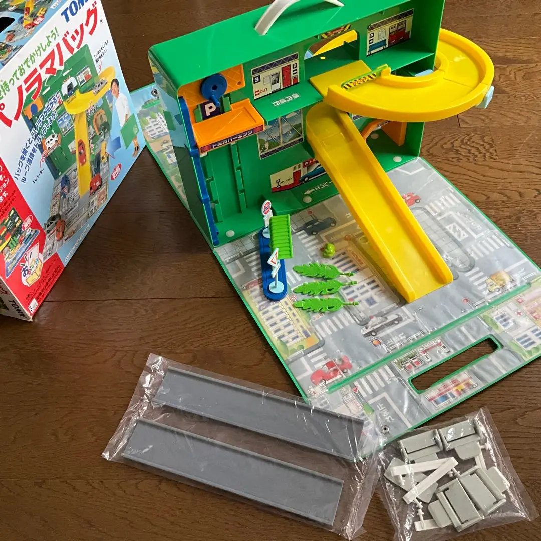 2025年最新】トミカ パノラマバッグ(中古品)の人気アイテム