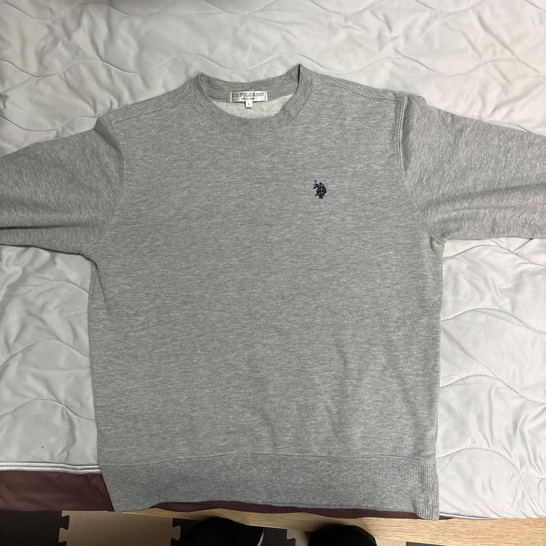Thumbnail of Gray crew neck sweatshirt