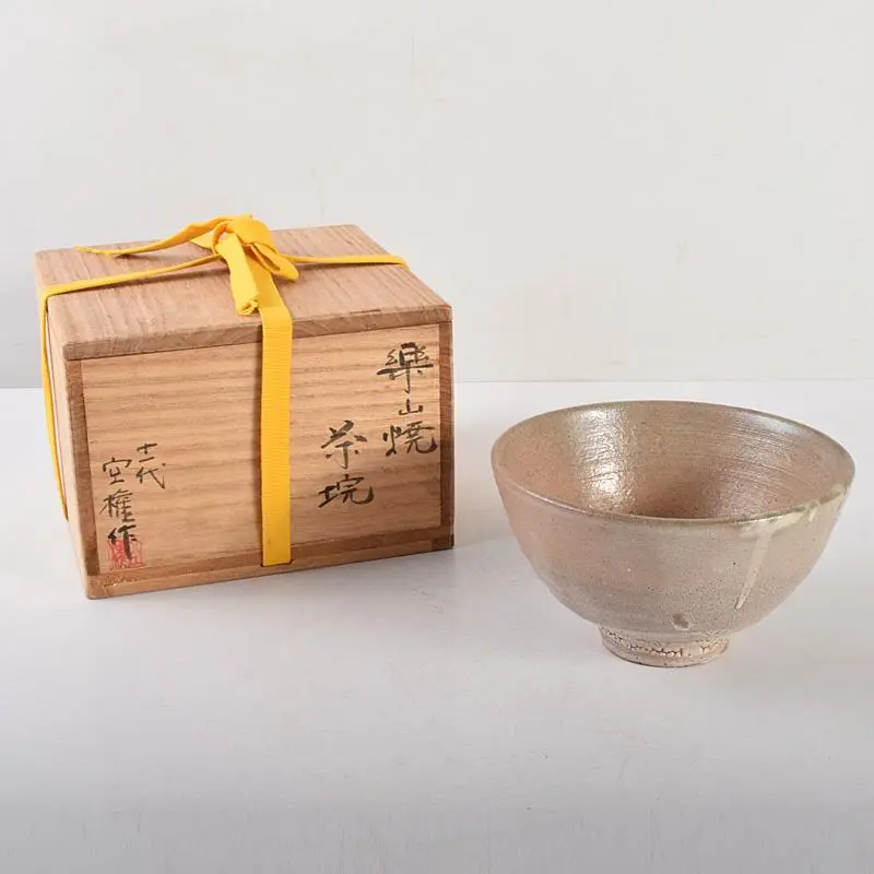 楽山窯　長岡住右衛門作　笠　香合　保護箱　古物。 楽山窯 長岡住右衛門作 笠 香合 保護箱 古物。 - メルカリ