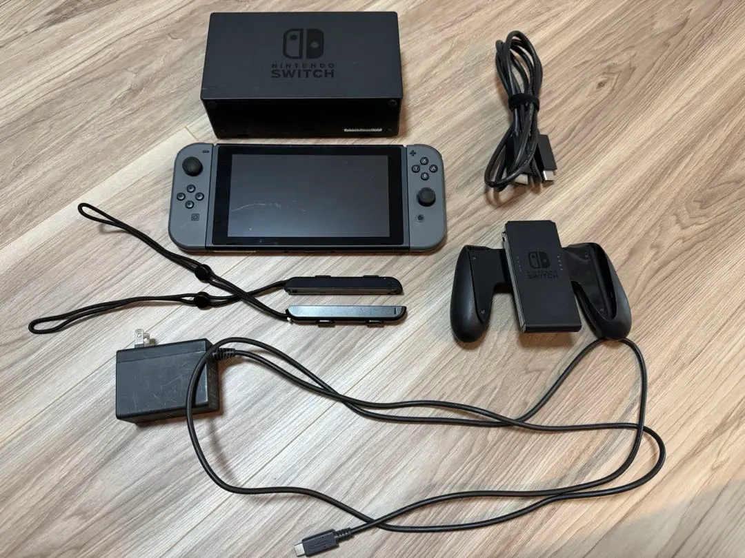 Thumbnail of Nintendo Switch console - Complete set