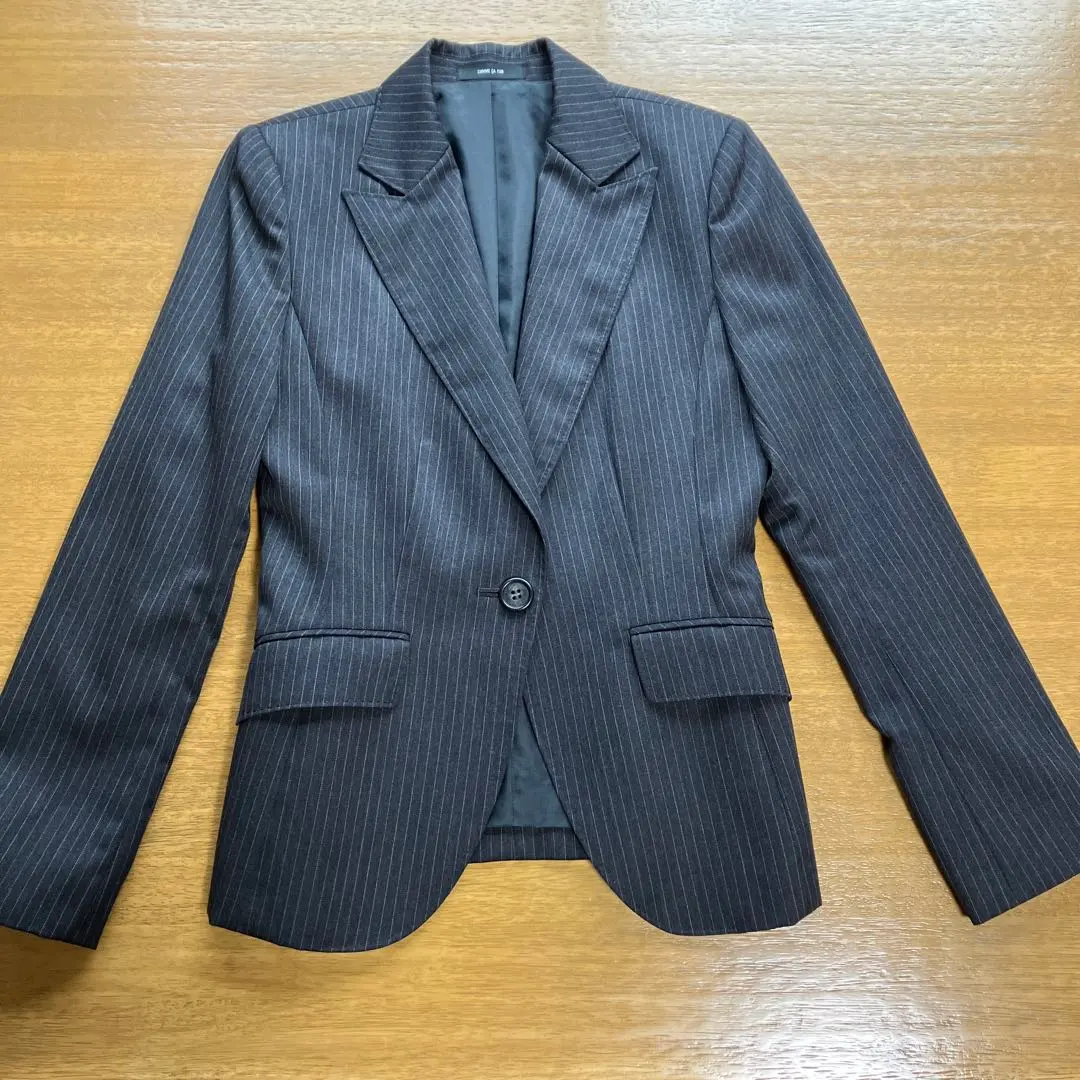 Thumbnail of Women's jacket
