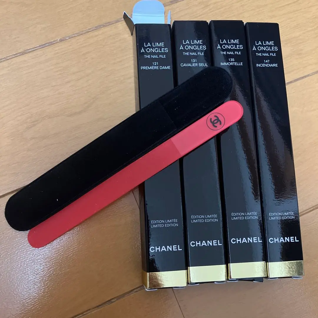 最終価格7／30迄出品◆新品CHANELコンパクトミラーバレリーナ 111ピンク ◇新品CHANELコンパクトミラーバレリーナ 111ピンク