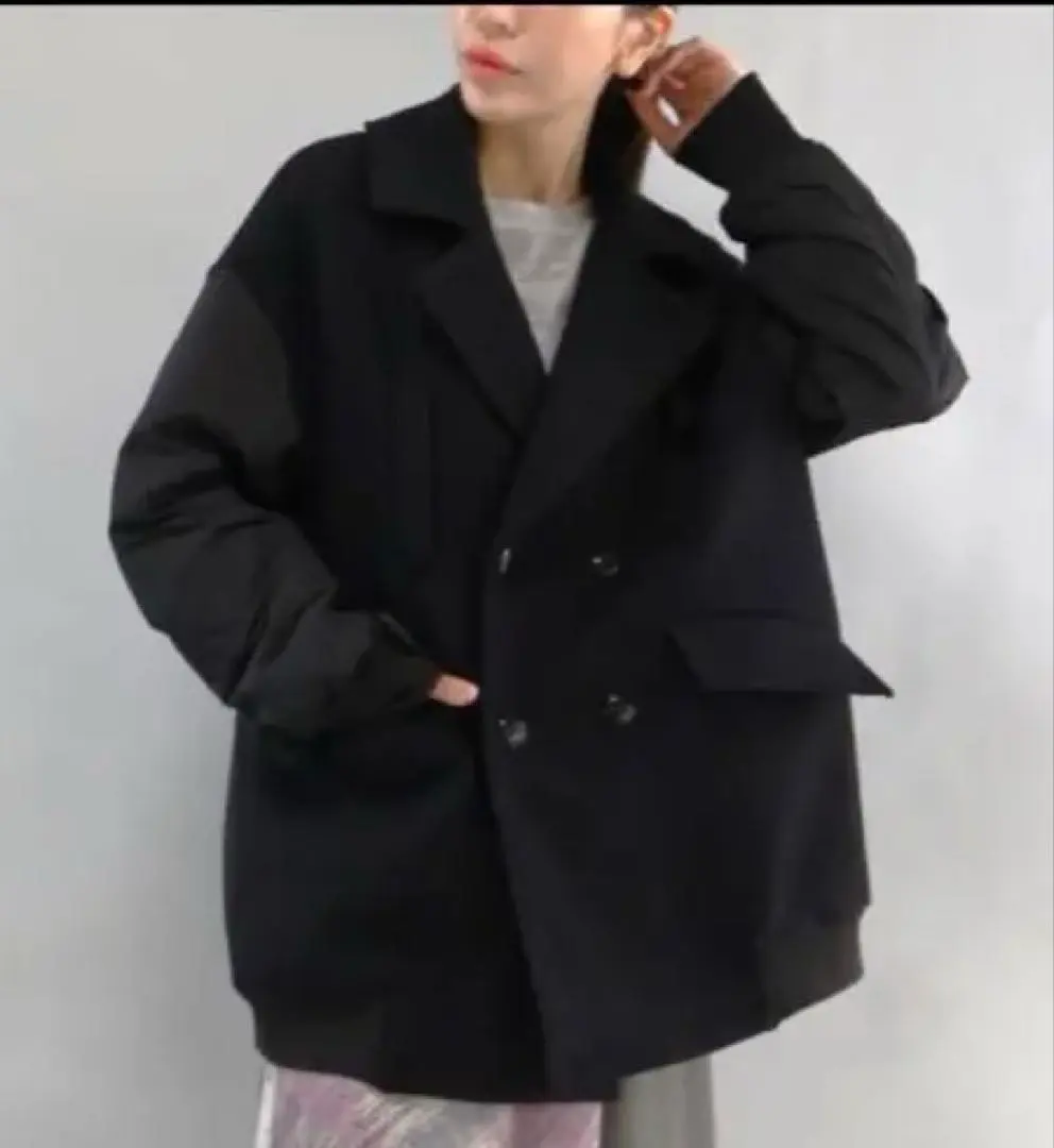 百貨公司購入♡etre relie 拼接Pコート♡黑色♡內襯♡羅紋袖 的縮圖