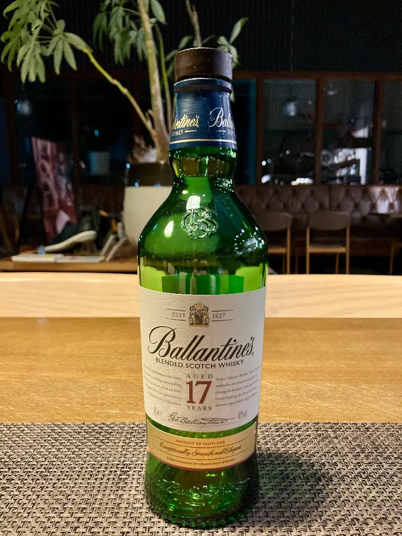 ＊空瓶空箱＊　Ballantines 17y デキャンターボトル 空瓶空箱＊ Ballantines 17y デキャンターボトル - メルカリ