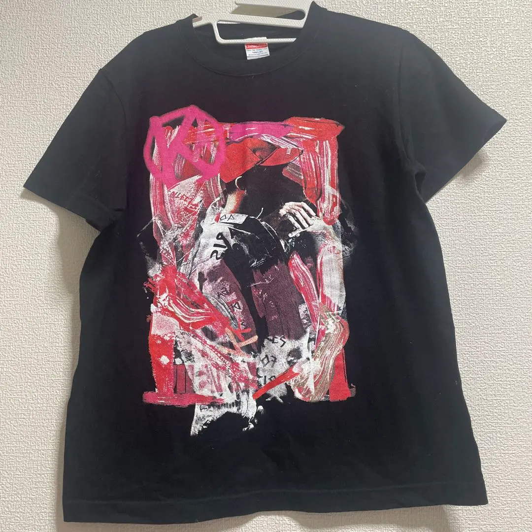 Thumbnail of Live T-shirt by Yo Kawabata